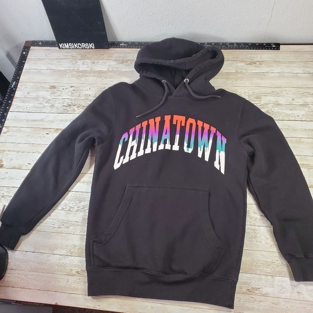 Chinatown Market Cool Arch Logo Skyline Hoodie Sweatshirt‎ Men's Small